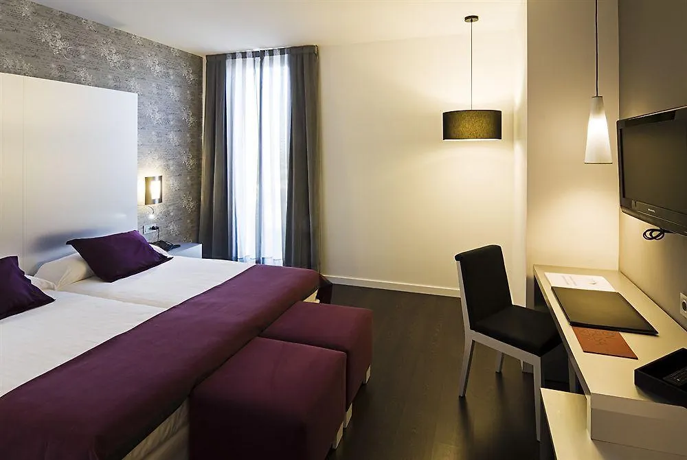 Yit Via Sevilla Mairena Mairena del Aljarafe 4*,