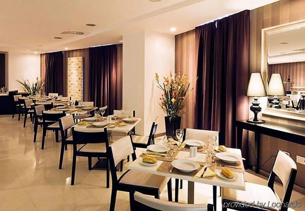 Yit Via Sevilla Mairena Mairena del Aljarafe 4*,